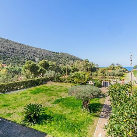 Villa Acquasalata Nisporto Exteriör bild