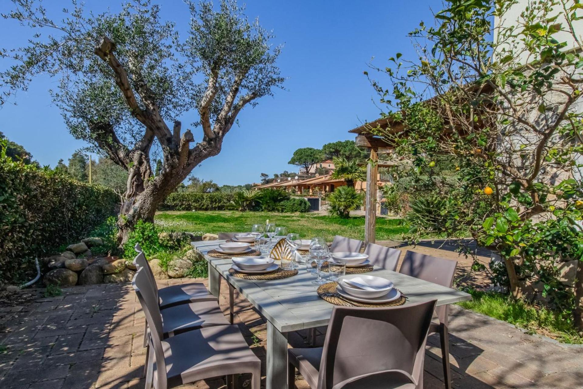Villa Acquasalata Nisporto Exteriör bild